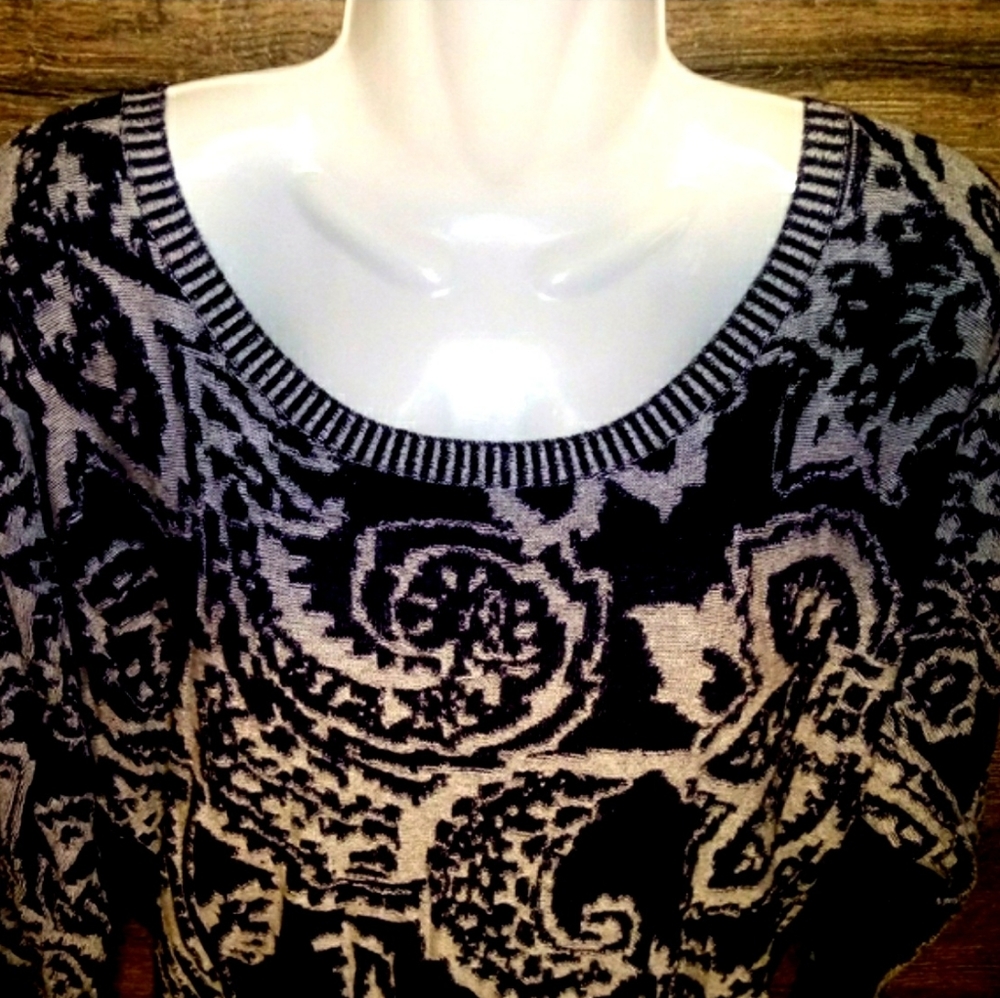Liz Claiborne Top Size M Knit Dolman Paisley - Picture 11 of 14